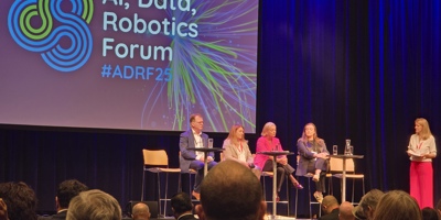 Ai, Data Og Robotics Forum1